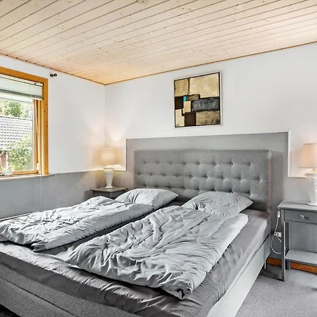 Semesterbostad M176-vaeggerlose-skovsyrevej-9 Bøtø By